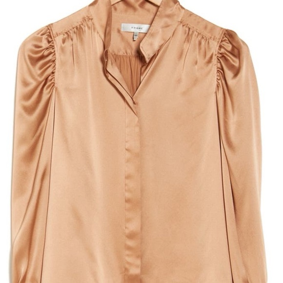 Gillian Silk Top
FRAME - Picture 1 of 3